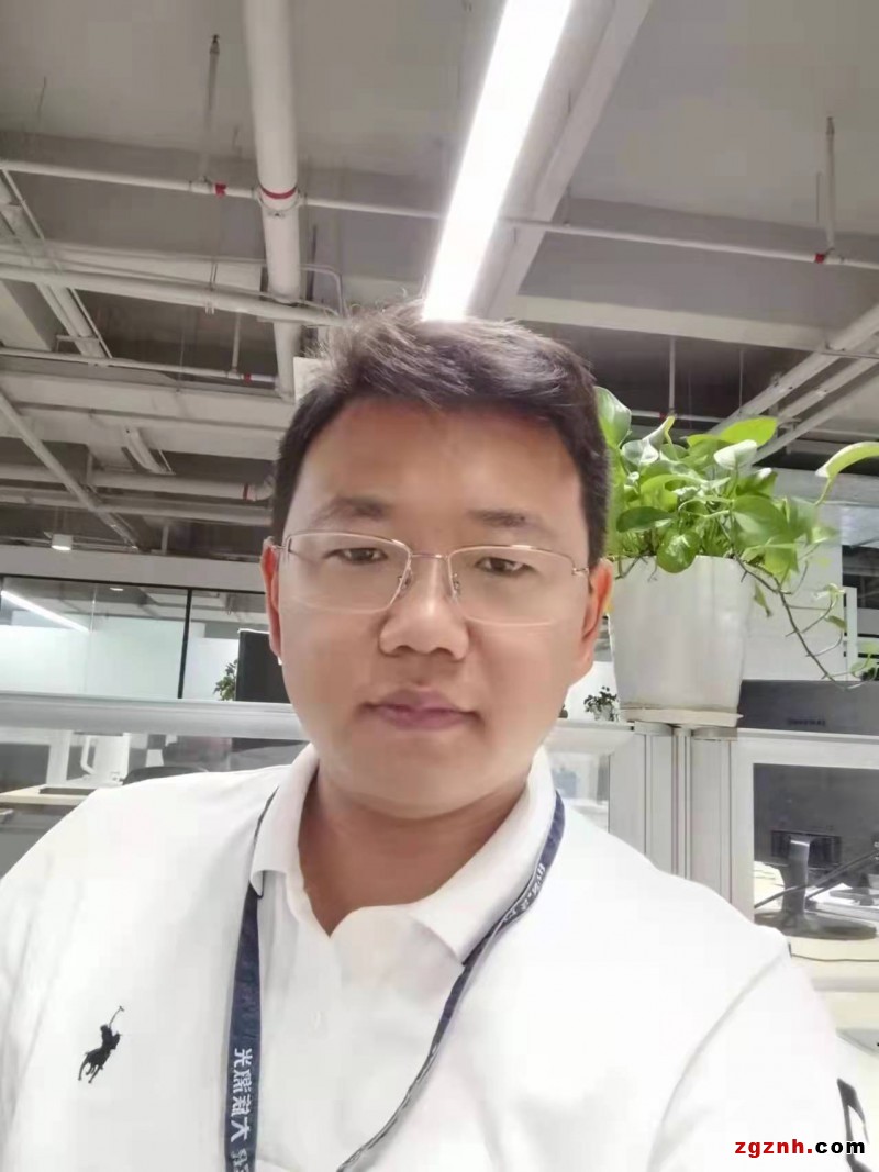 張濤雷： 大族激光精密焊接事業(yè)群-3C焊接及自動化總經理助理、深圳市智能化學會智能裝備專委會秘書長