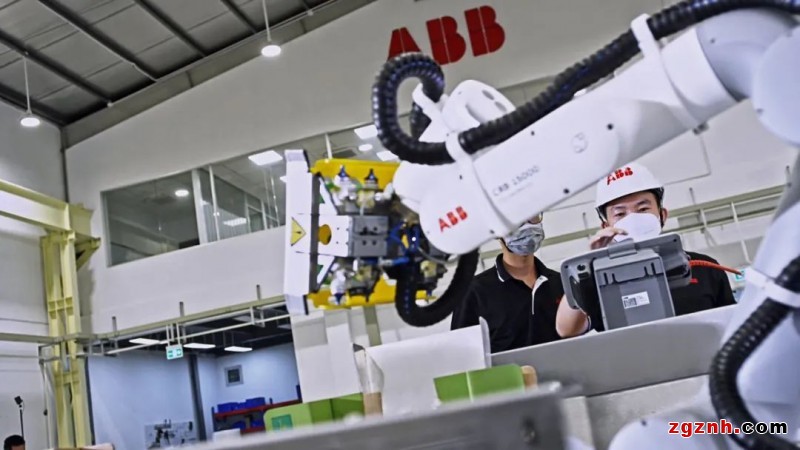 干凈利落！ABB協作機器人成為高速堅果包裝線的幕后推手