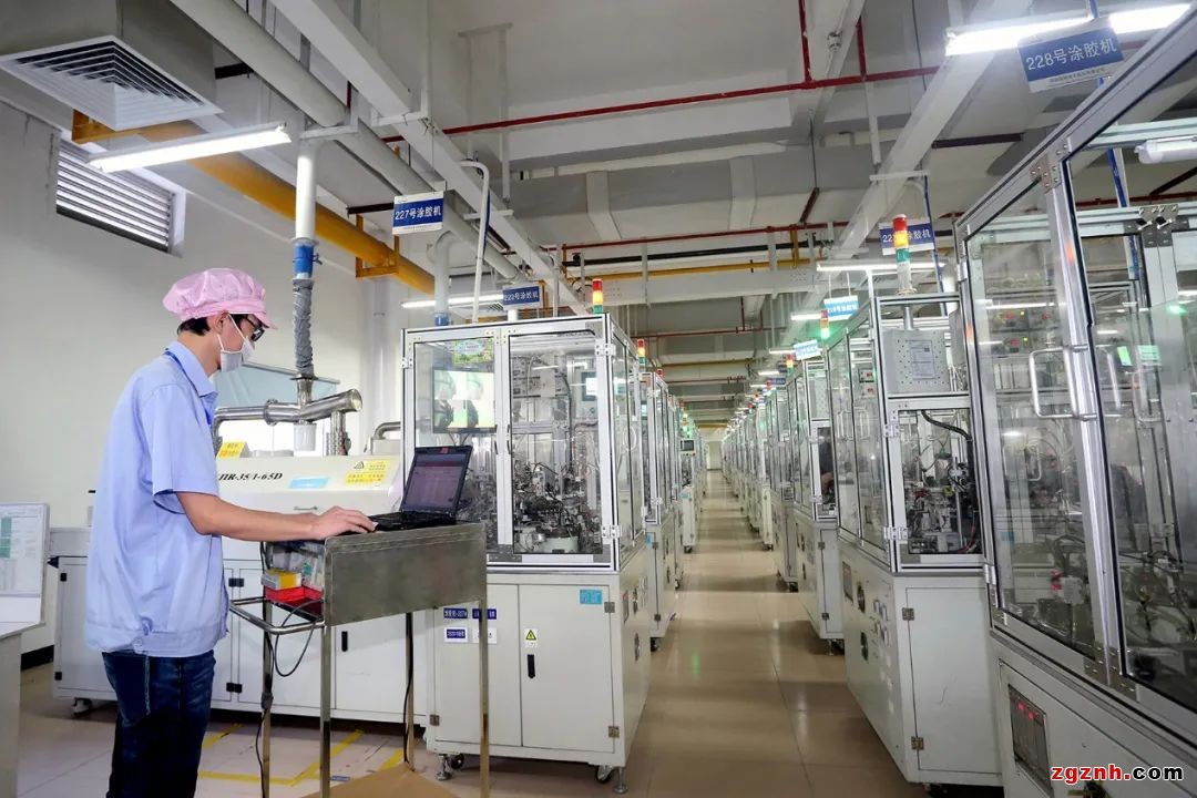 順絡電子先進的自動化生產線一角1